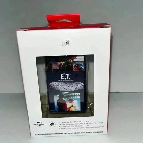 Hallmark 2022 Vintage E.T VHS
Tape Ornament - Picture 3 of 6